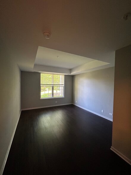 Building Photo - 958 Kensington Dr