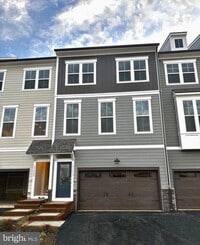 Building Photo - 17958 Woods Overlook Dr