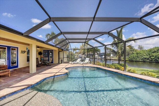 Building Photo - 15736 Lakeland Cir
