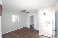 Building Photo - 1 bedroom 1 bathroom, private entrance ADU...