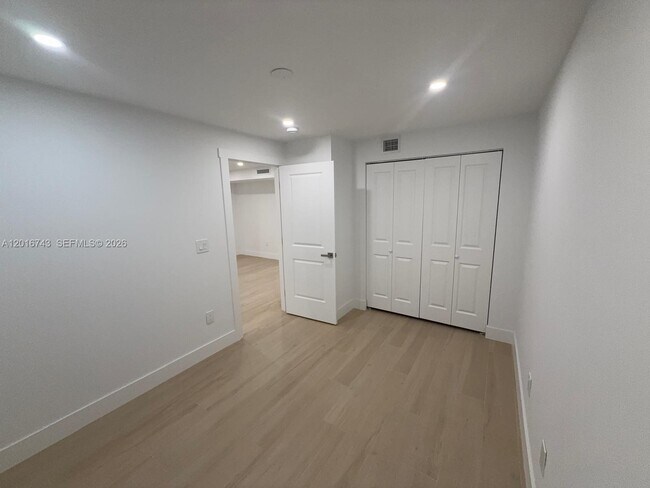 Building Photo - 8420 SW 133rd Avenue Rd