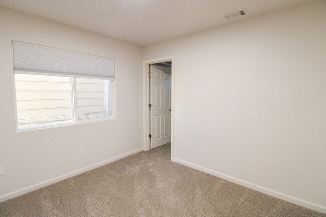 Building Photo - 4-Bedroom House Near the Dunes in Grover Beach