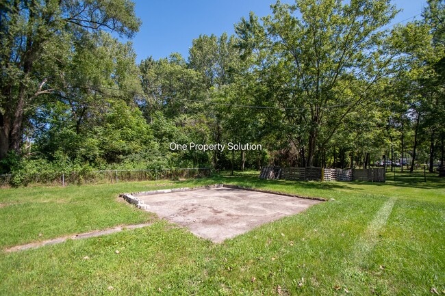 Building Photo - 3049 Gerry St