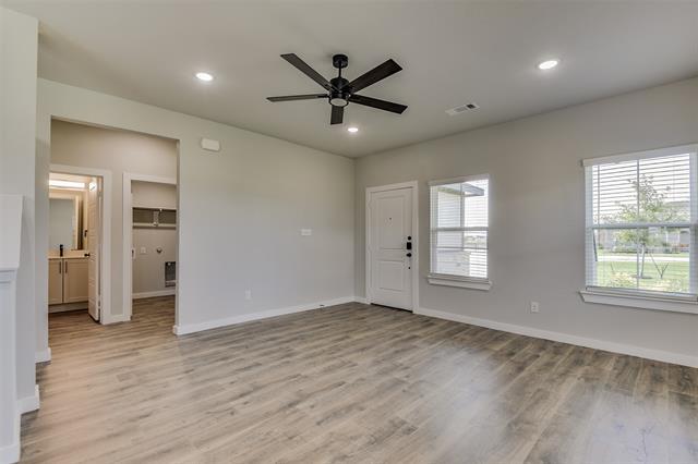 Building Photo - 4202 Clovis St