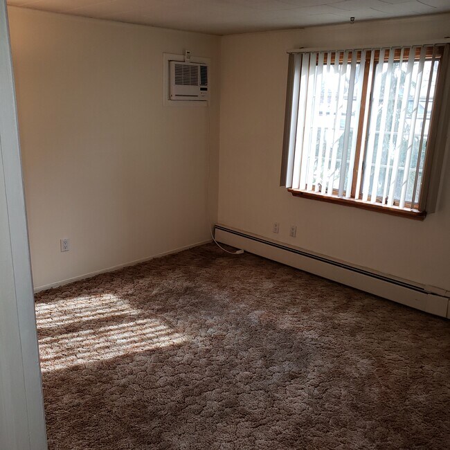 Building Photo - 1278 G St