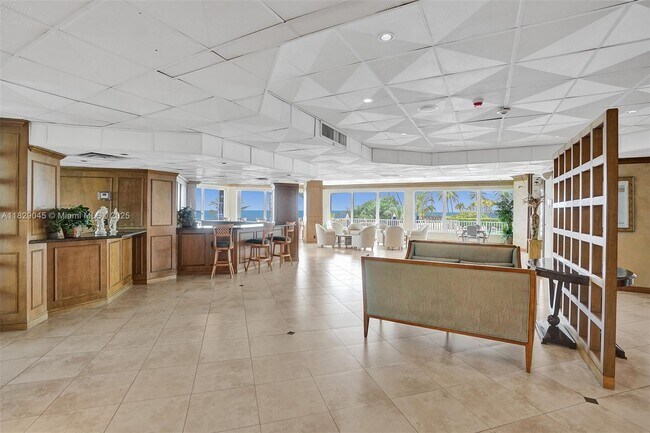 Building Photo - 1340 S Ocean Blvd