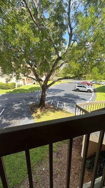 Building Photo - 6796 Palmetto Cir S