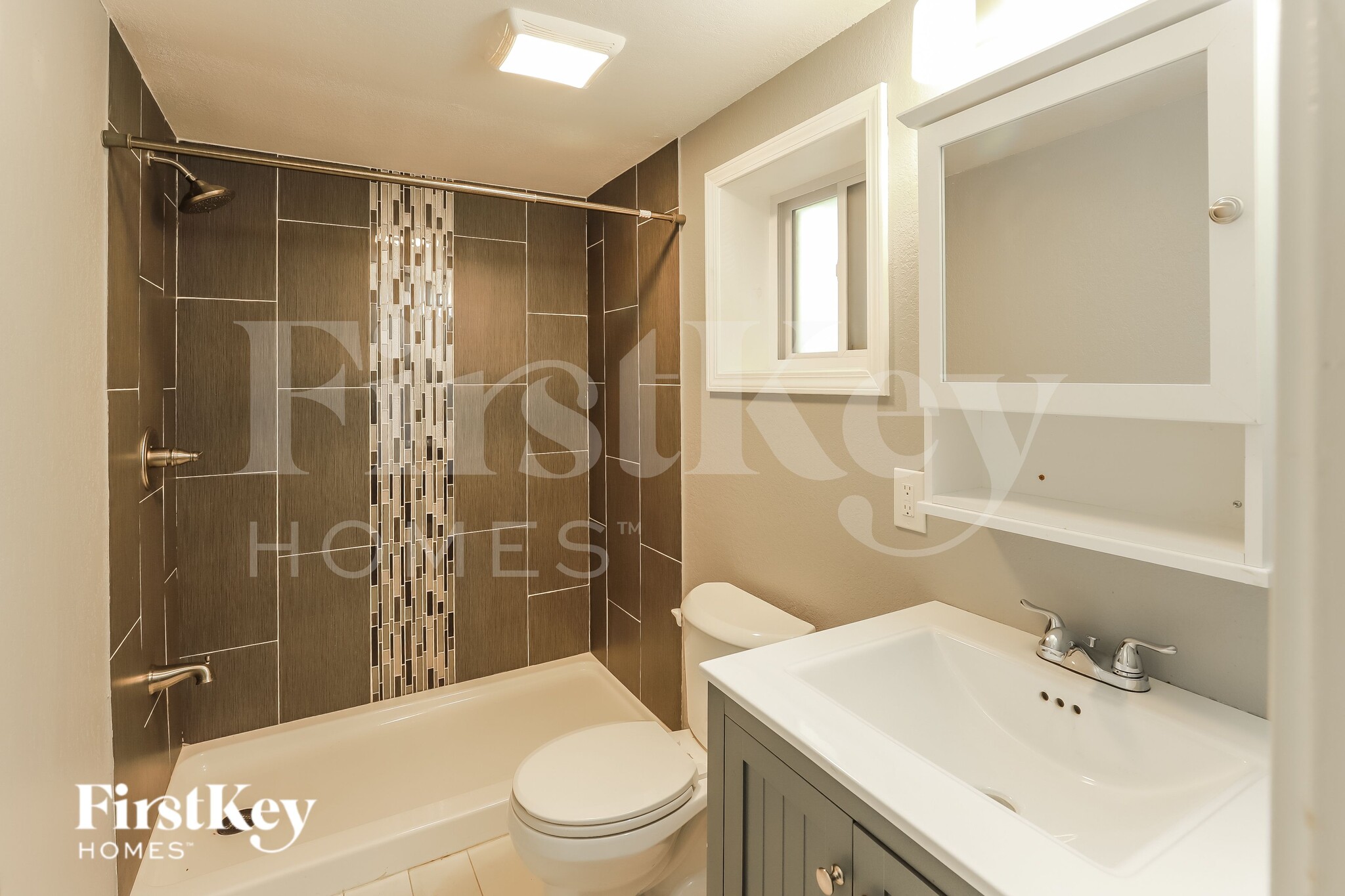 Building Photo - 5013 NW Woody Creek Ln