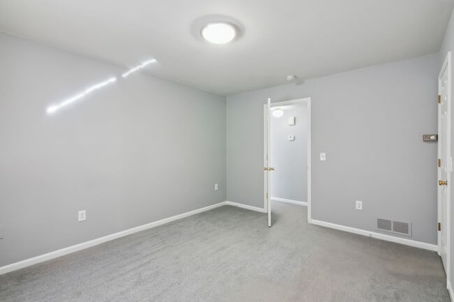 Building Photo - 30773 Hidden Pines Ln