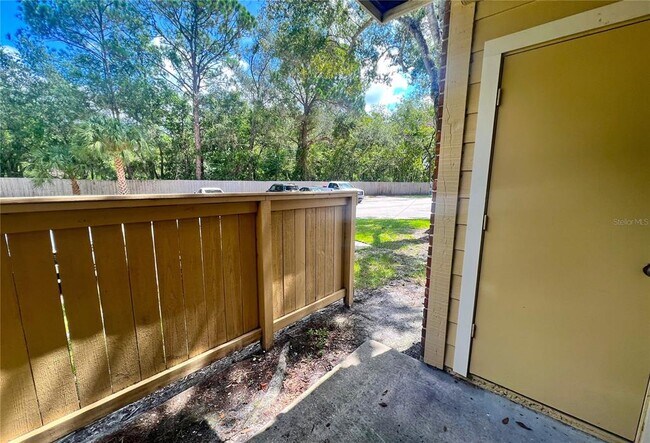 Building Photo - 8758 Mallard Reserve Dr