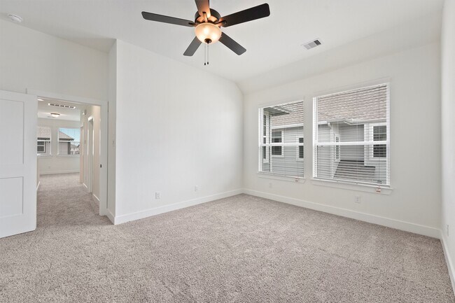 Building Photo - 21118 Medina River Dr