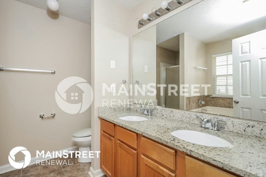 Building Photo - 11832 Registry Blvd