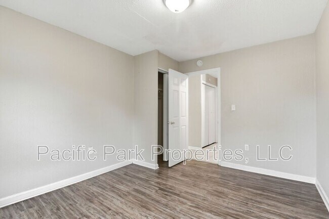 Building Photo - 8209 Gilmore Rd