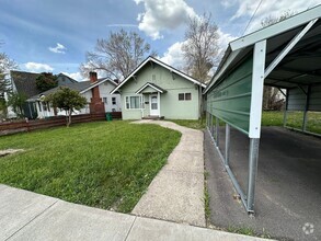 Building Photo - 1180 Crescent Ave