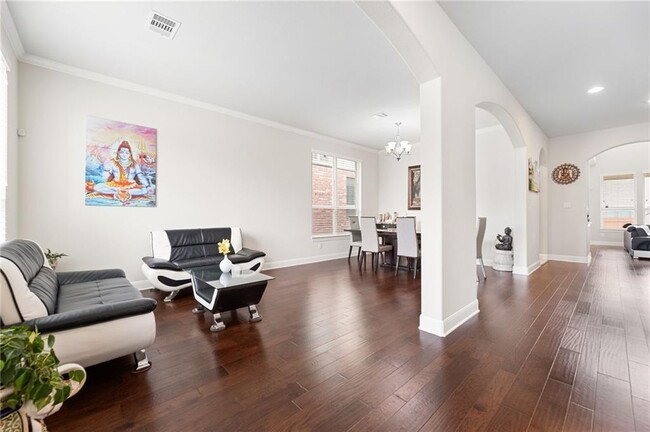 Building Photo - 3804 Carya Dr