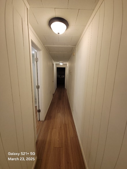 Building Photo - 2604 N M St