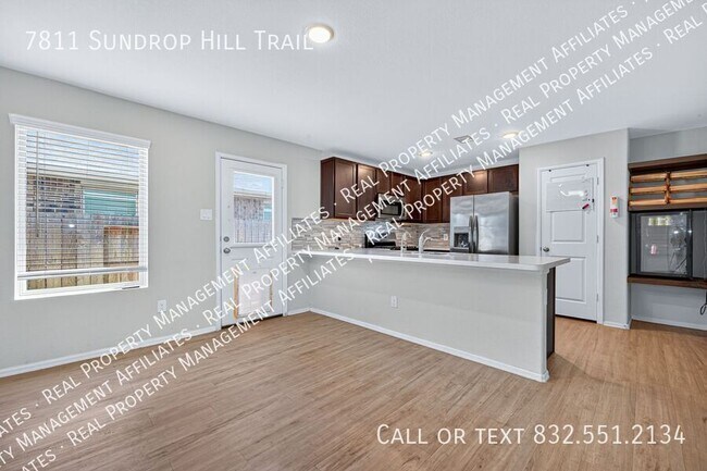 Building Photo - 7811 Sundrop Hl Trl