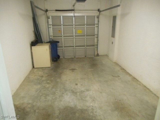 Building Photo - 17531 Cherry Ridge Ln