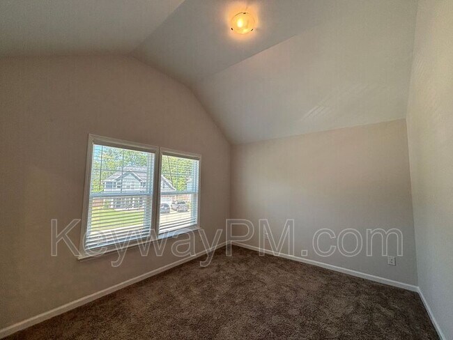 Building Photo - 2074 Limerick Ct