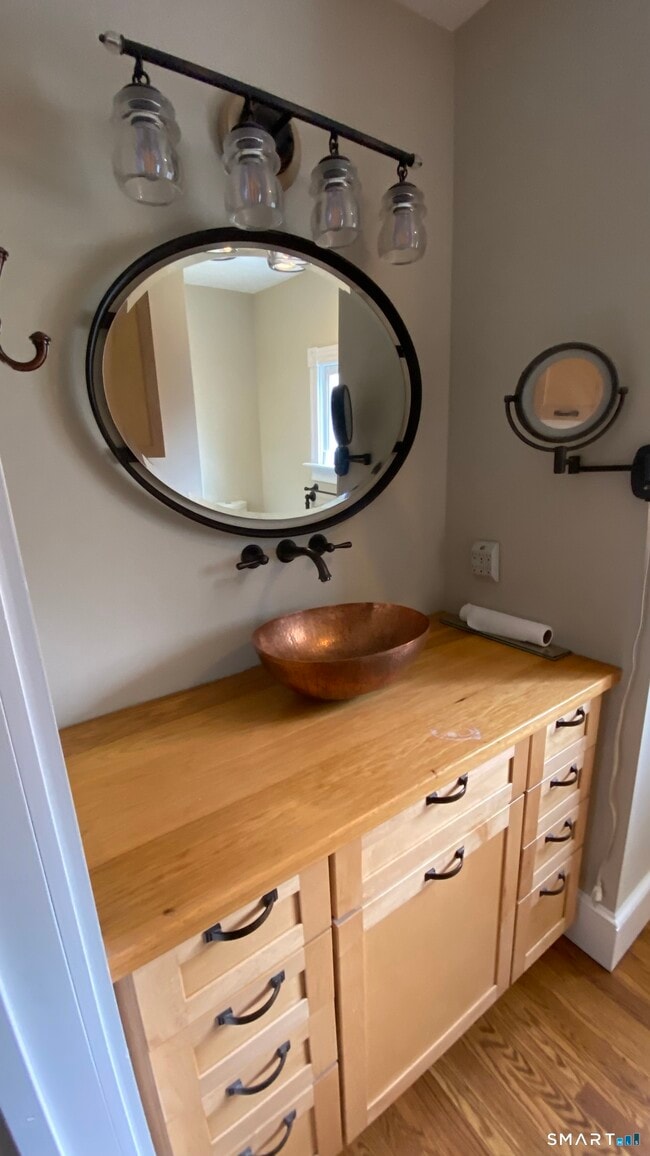 Building Photo - 86 Belleview Ave