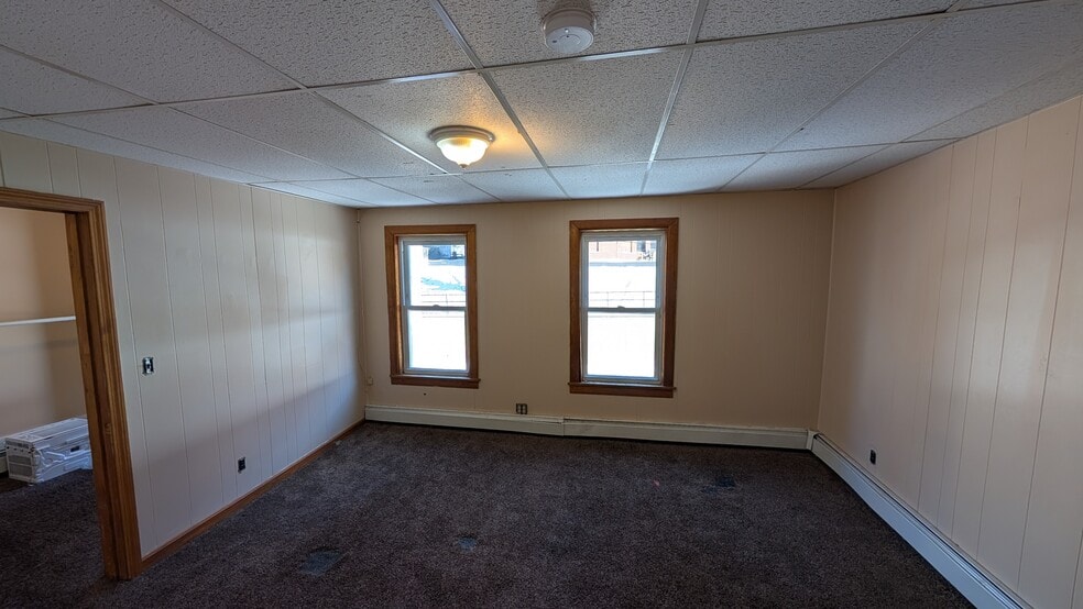 Building Photo - 91 Regan St