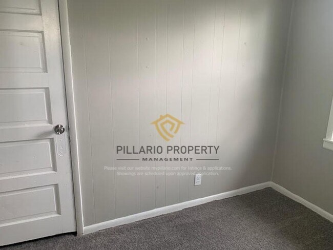 Building Photo - 3 Bedroom / 1.5 Bath New Remodel in Anderson!