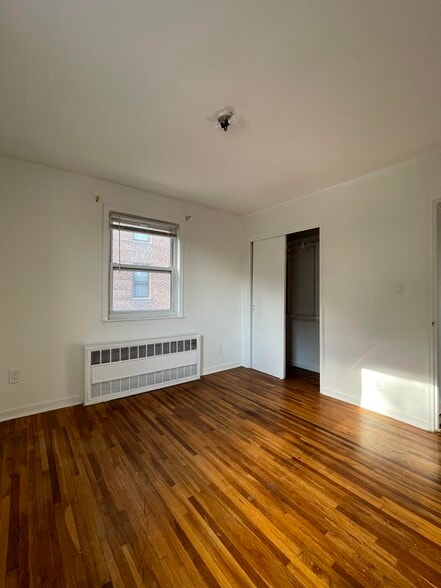 Building Photo - 5103 43rd Ave