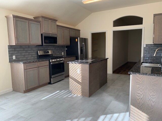 Building Photo - 2829 Rosewood Blvd