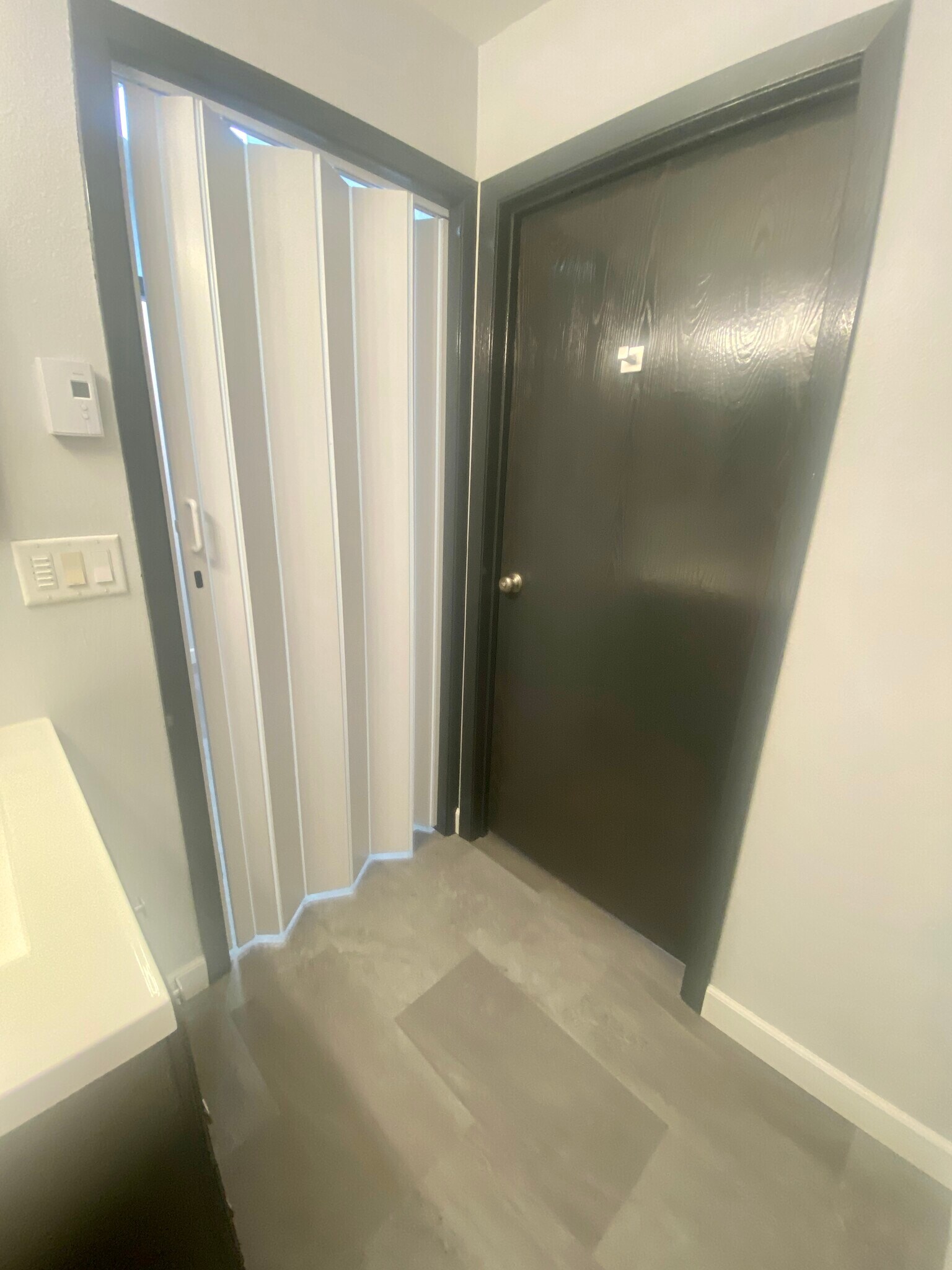 Bath - 5333 Brody Dr