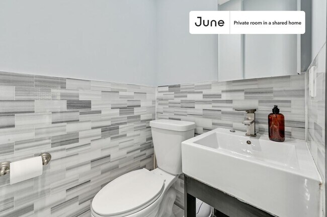 Building Photo - Room in Shared 4 bed/1.5 bath home in Upper West Side
