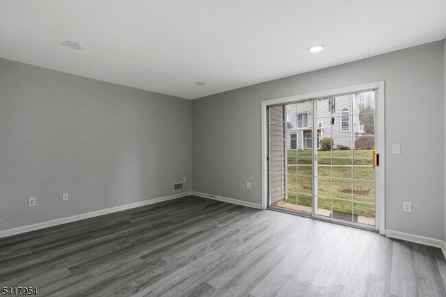 Building Photo - 3505 French Dr