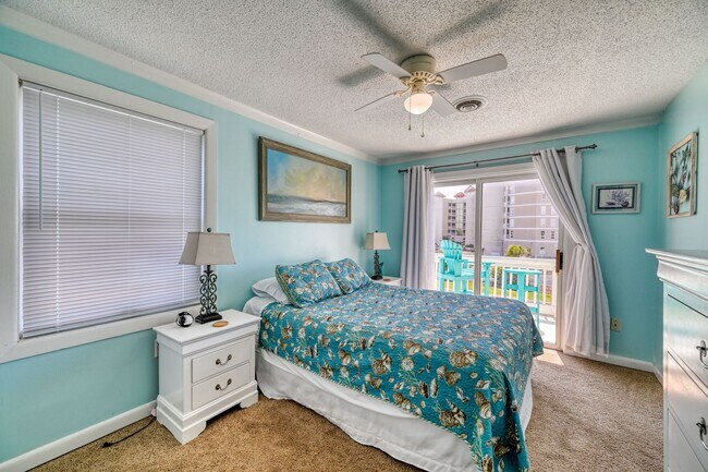 Building Photo - FULLY FURNISHED OFF-SEASON RENTAL STARTING MID-OCT