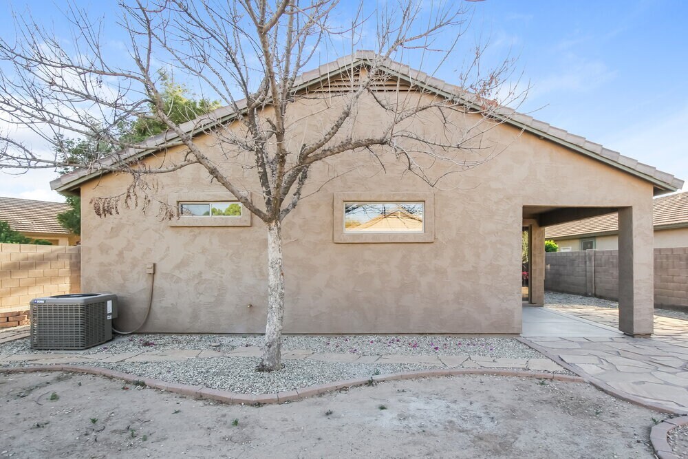 Building Photo - 8713 N 58th Ln