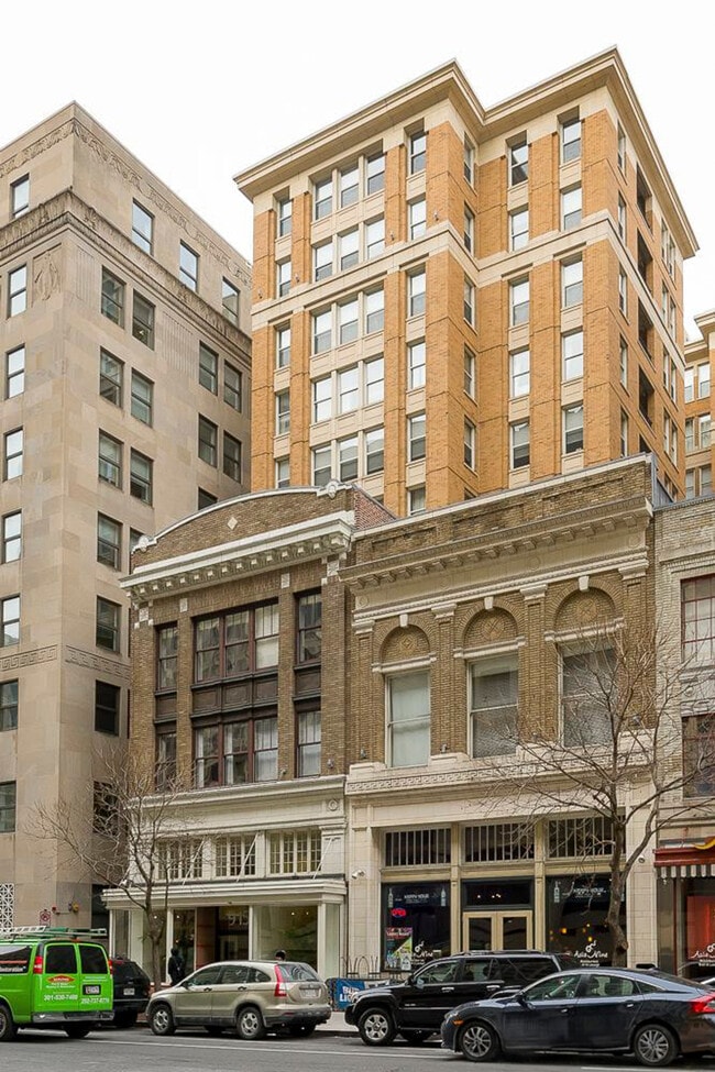 Building Photo - 912 F St NW