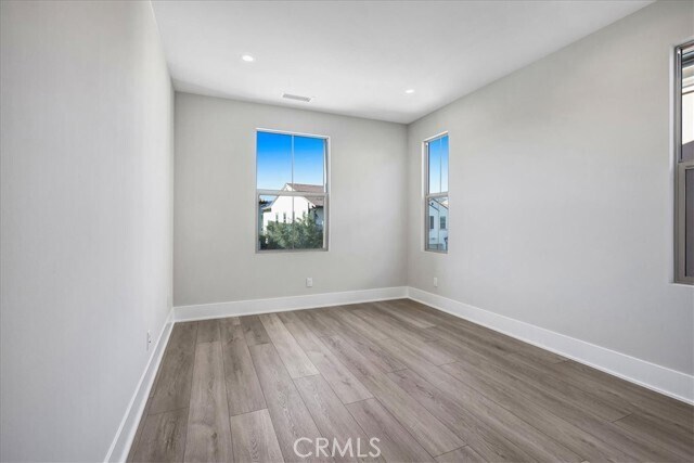 Building Photo - 212 Mistwater