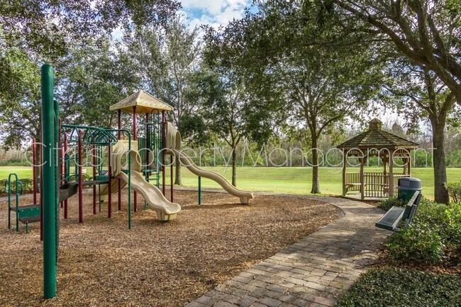 Building Photo - Daniels Landing 2/2.5 Townhome available now!