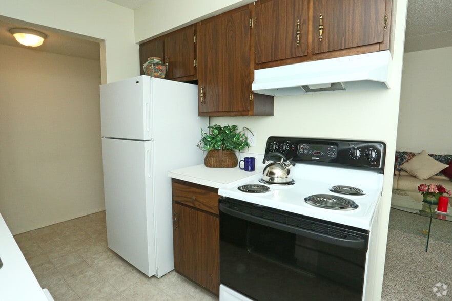 Village Squire Apartments Canton, MI Apartment Finder