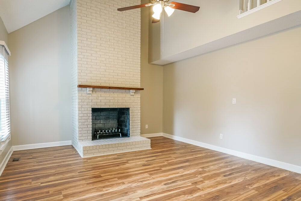 Building Photo - 6133 River Landings Dr