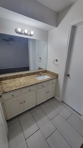 Building Photo - 8881 Thompson Cir