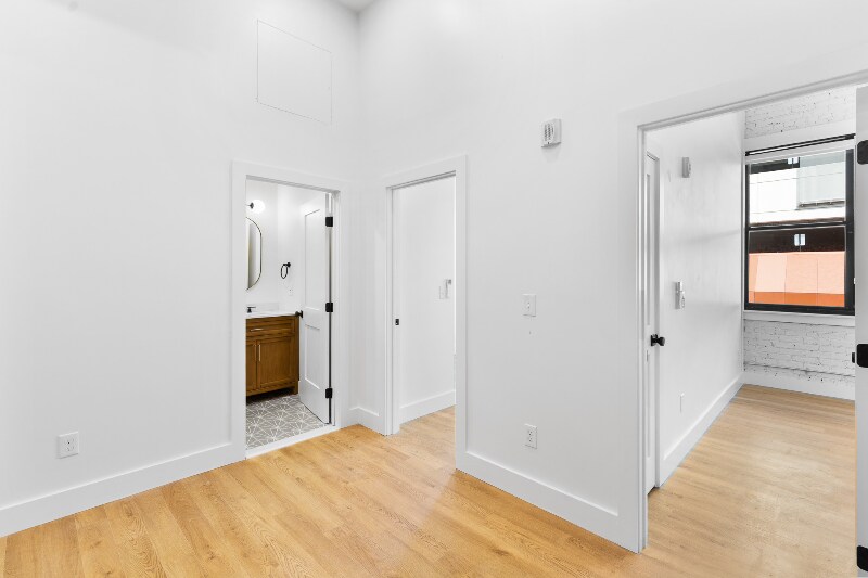 Building Photo - 101 Richmond St