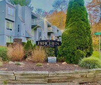 Building Photo - 12 Cedar Ct