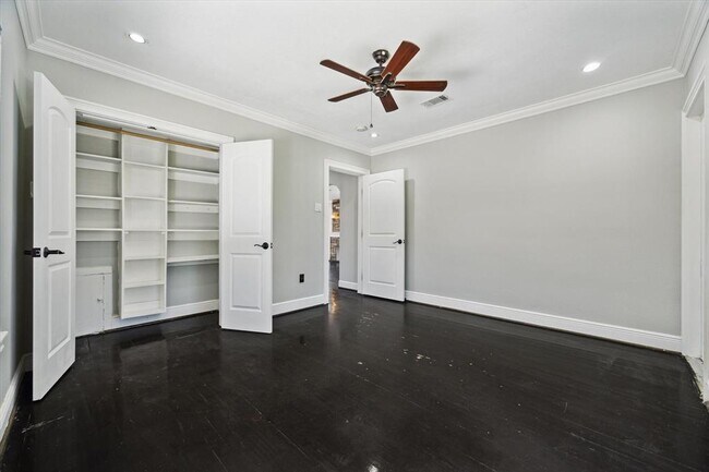 Building Photo - 2912 Cetti St