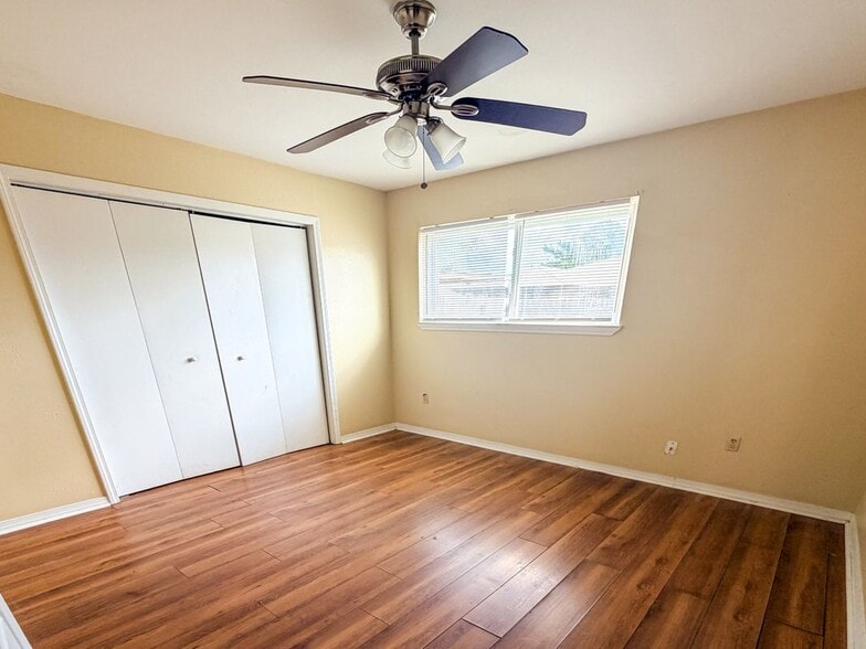 Building Photo - 7621 Alabama St