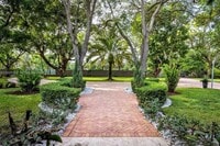 Building Photo - 7405 SW 79th Ct
