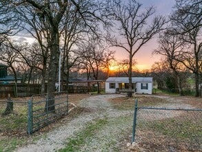 Building Photo - 1224 Woodsey Ct