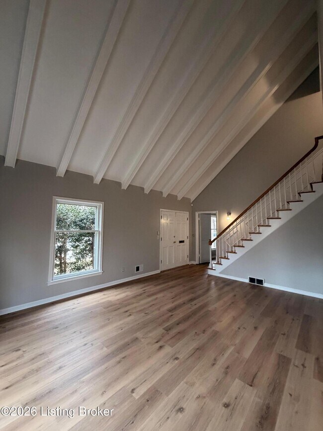 Building Photo - 634 Cherrywood Dr