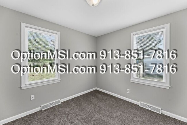 Building Photo - Beautiful 3-bedroom home now available!