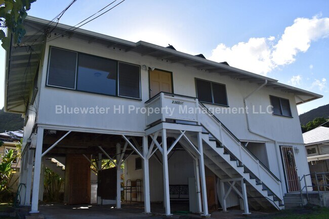 Building Photo - 2365 Palolo Ave