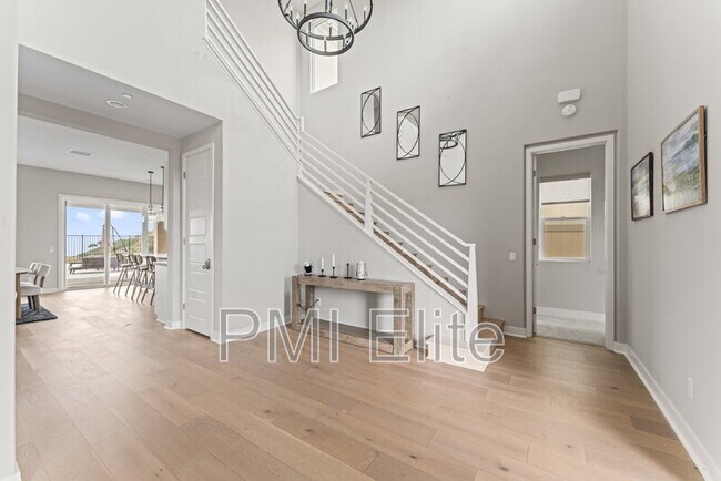 Building Photo - 28649 Windbreak Tr