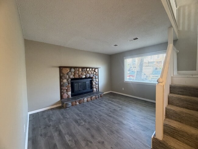 Building Photo - 14033 Dornoch St